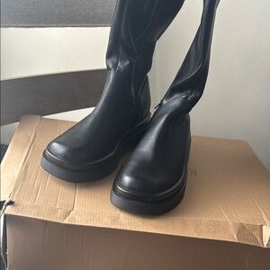 Women’s Thigh high Black Leather Boots
